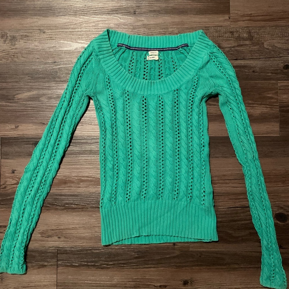 Old Navy green sweater